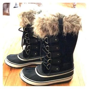 SOLEL Joan of Arctic weatherproof boots size 9.5